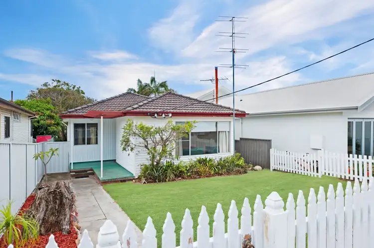 Main view of Homely house listing, 15 Stokes Street, Redhead NSW 2290
