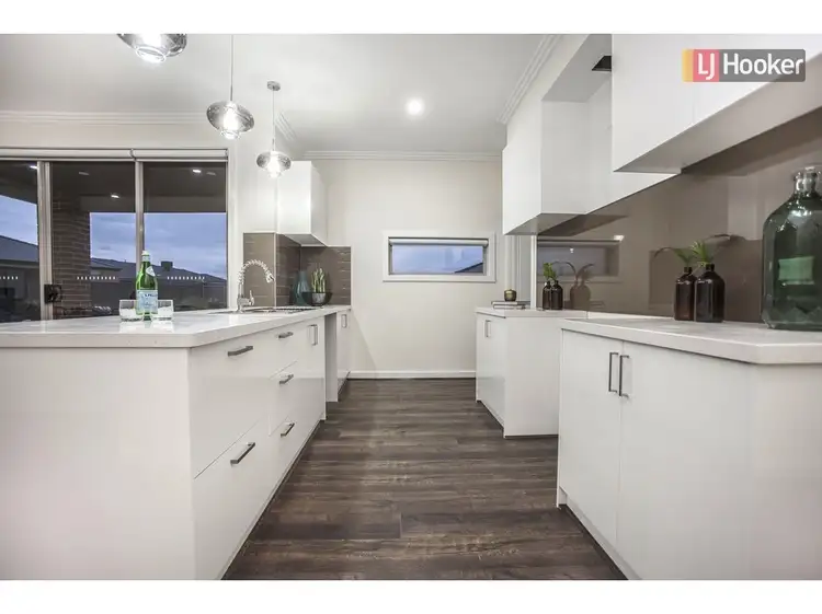 Fifth view of Homely house listing, 46 Peninsula Crescent, Craigieburn VIC 3064