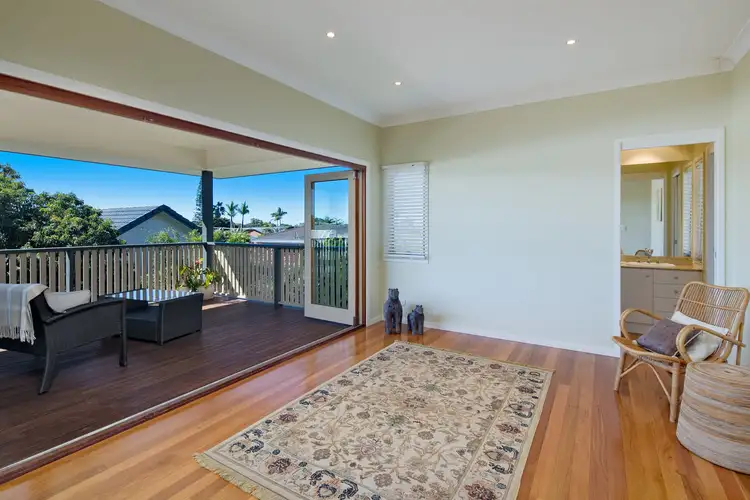 310 Bloomfield Street, Cleveland QLD 4163