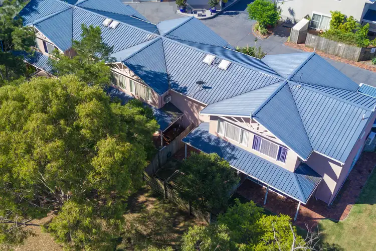 Fifth view of Homely townhouse listing, 2/188 Thorneside Road, Thorneside QLD 4158