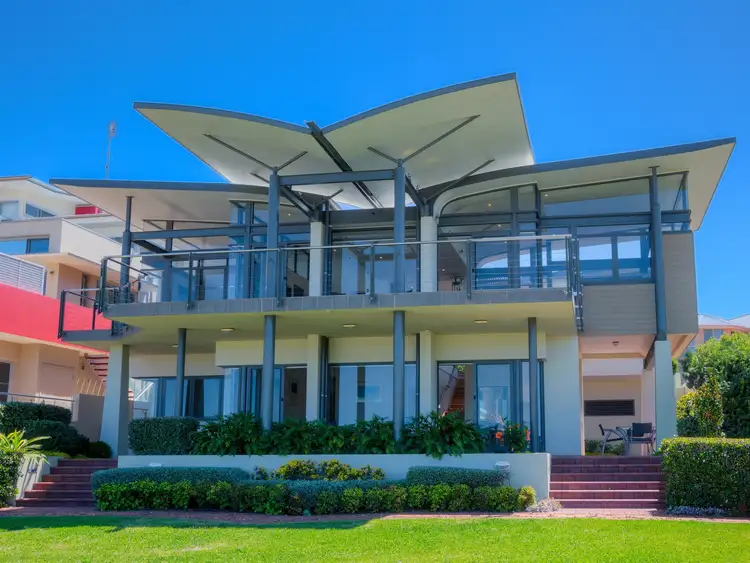 10 The Mainsail, Boat Harbour NSW 2316