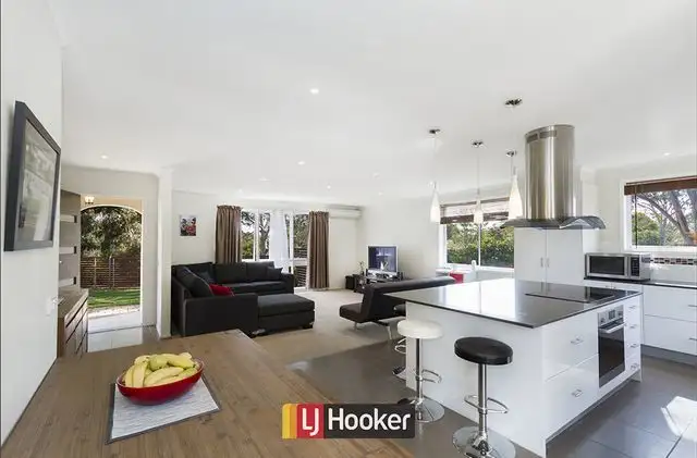 2 Sly Place, Charnwood ACT 2615