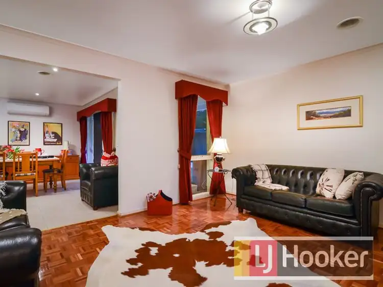 Second view of Homely house listing, 7 Ava Court, Berwick VIC 3806