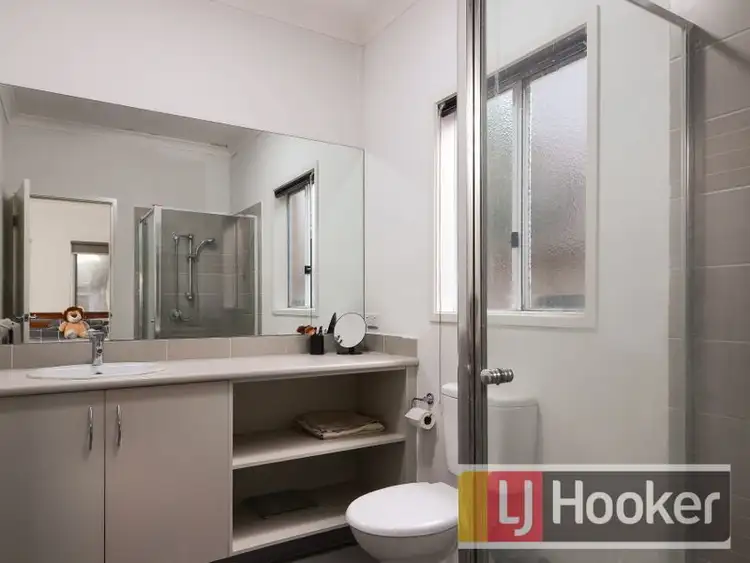 Sixth view of Homely house listing, 11 White Gum Way, Cranbourne North VIC 3977