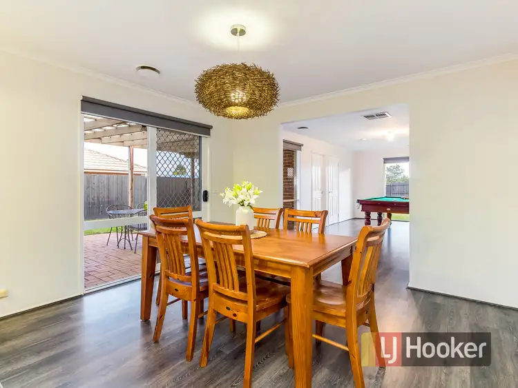 Seventh view of Homely house listing, 11 Nabilla Court, Pakenham VIC 3810