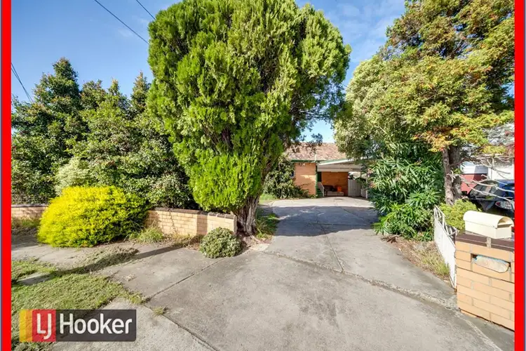 Second view of Homely house listing, 10 CARLYON CRT, Springvale VIC 3171
