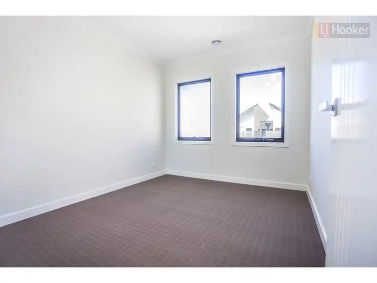 Sixth view of Homely house listing, 31 Honour Street, Craigieburn VIC 3064