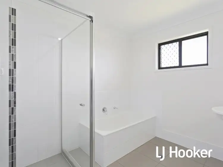 Seventh view of Homely house listing, 3 London Court, Gracemere QLD 4702
