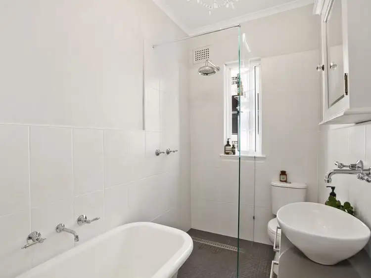 Fourth view of Homely unit listing, 8/3 Nathan Street, Coogee NSW 2034