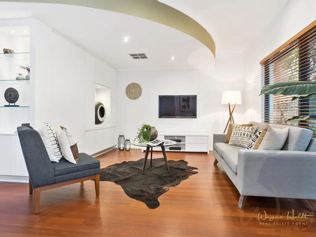 Main view of Homely house listing, 2/18 Robinson Avenue, Perth WA 6000