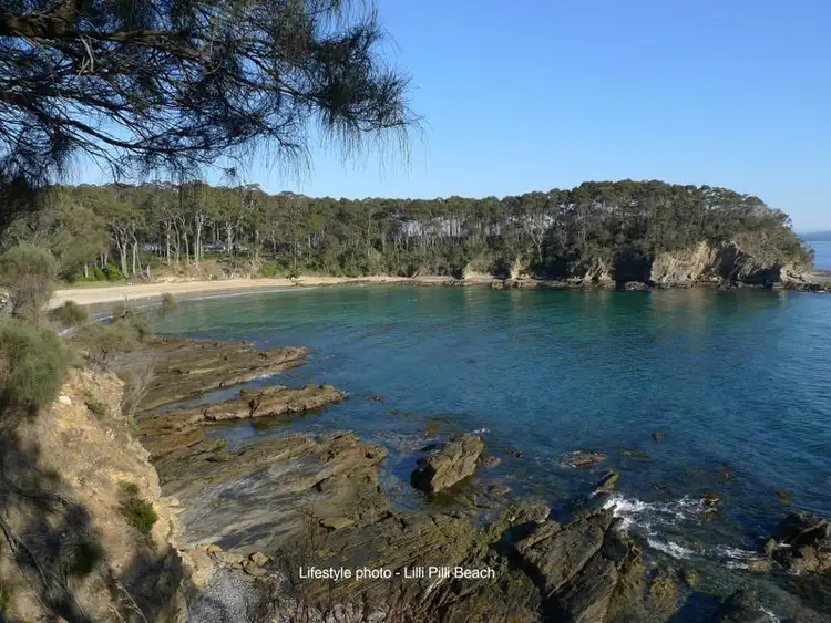 6 Bunderra Circuit, Malua Bay NSW 2536