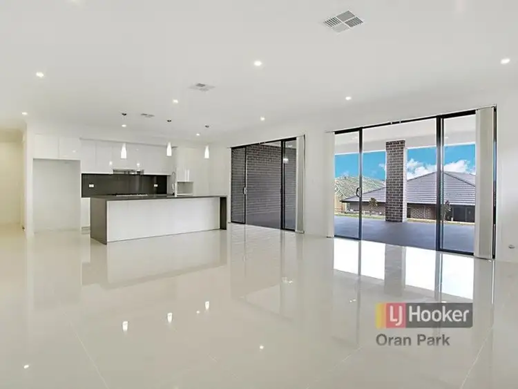 10 Austen Cct, Oran Park NSW 2570