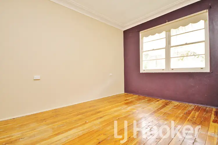 Fifth view of Homely house listing, 8 Hill Street, West Bathurst NSW 2795