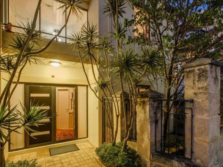 Second view of Homely house listing, 6 Mulberry Way, East Perth WA 6004