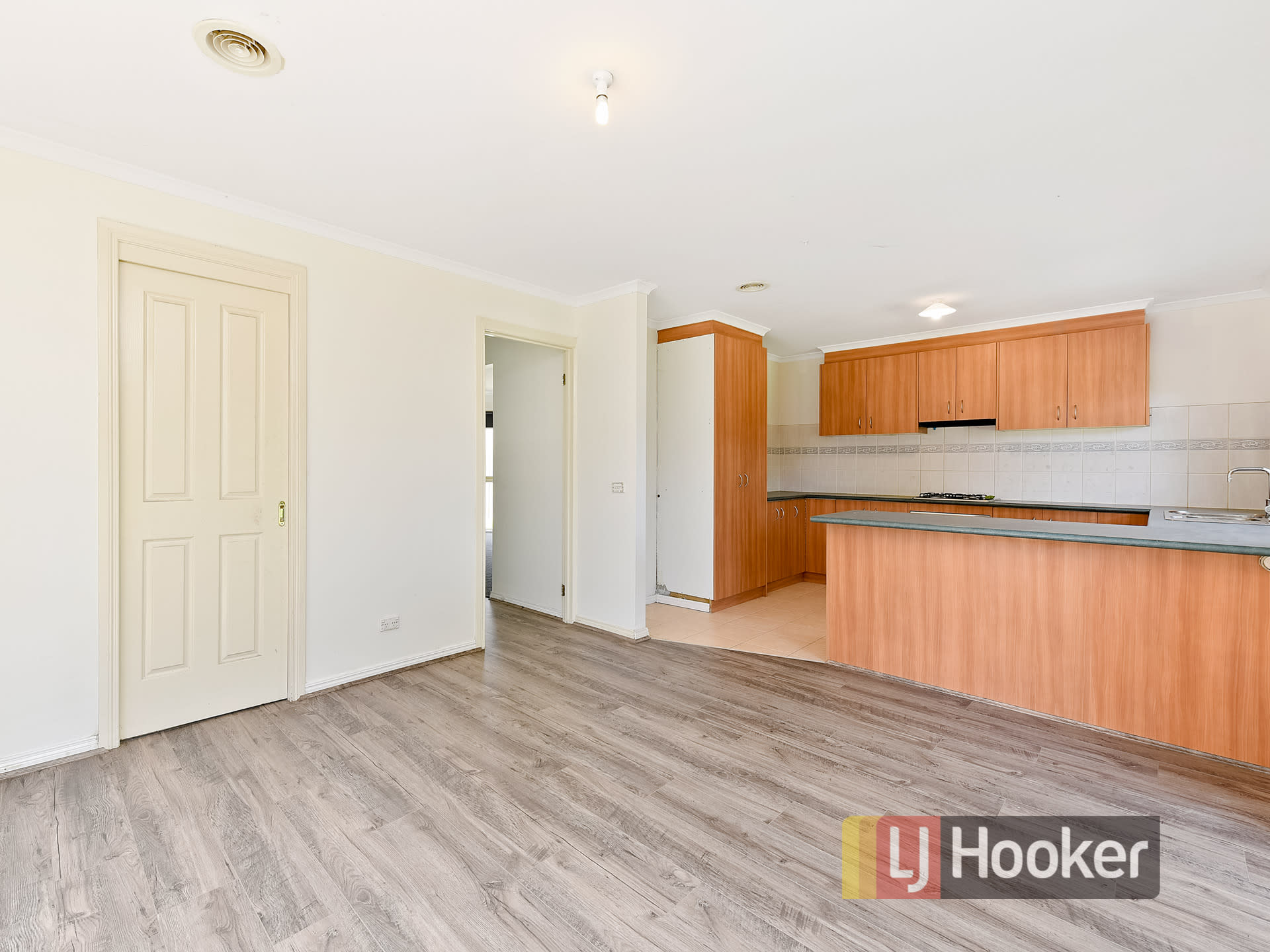 Fifth view of Homely house listing, 13 Greenbriar Way, Cranbourne West VIC 3977