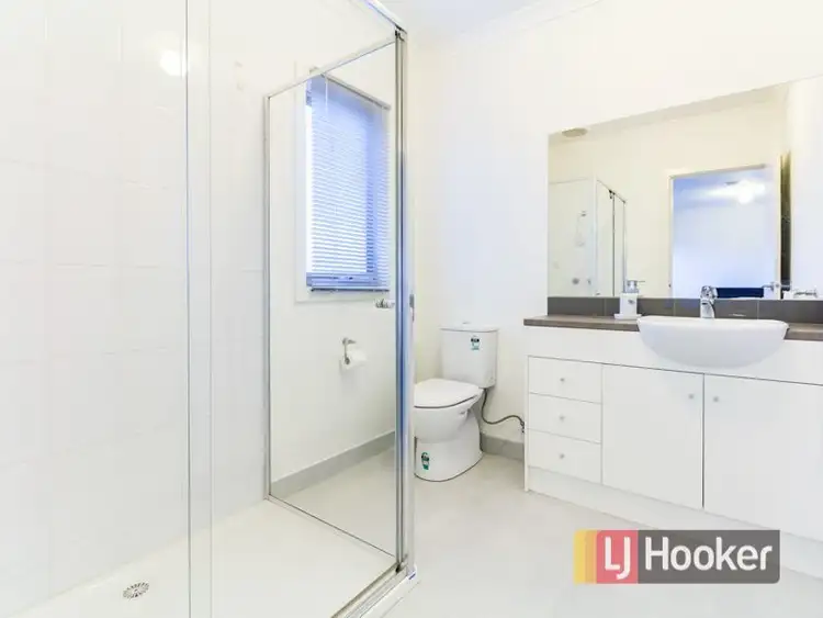 Sixth view of Homely townhouse listing, 9/35 Lily Way, Skye VIC 3977