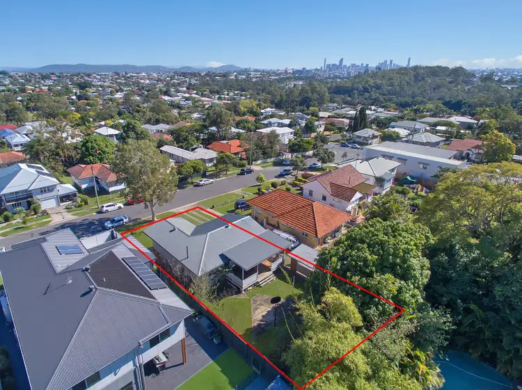 Main view of Homely house listing, 10 Effingham Street, Tarragindi QLD 4121