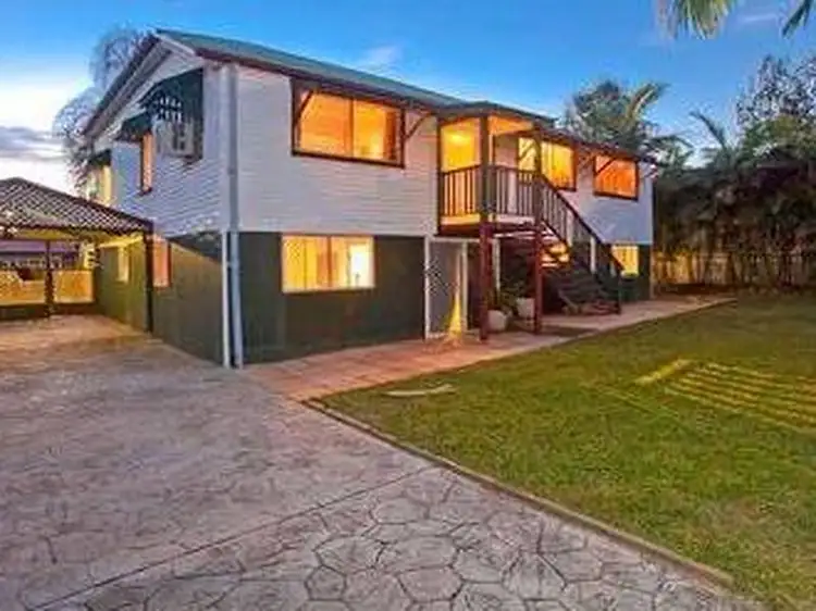 30 Pitt Road, Birkdale QLD 4159