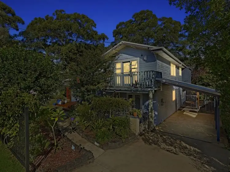 19 Hilltop Street, Bateau Bay NSW 2261