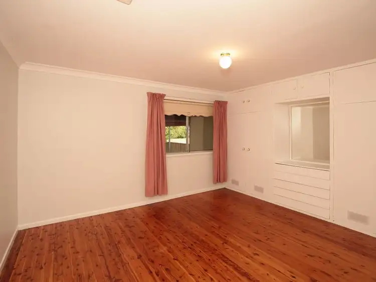 Sixth view of Homely house listing, 6 Cutler Avenue, Kooringal NSW 2650