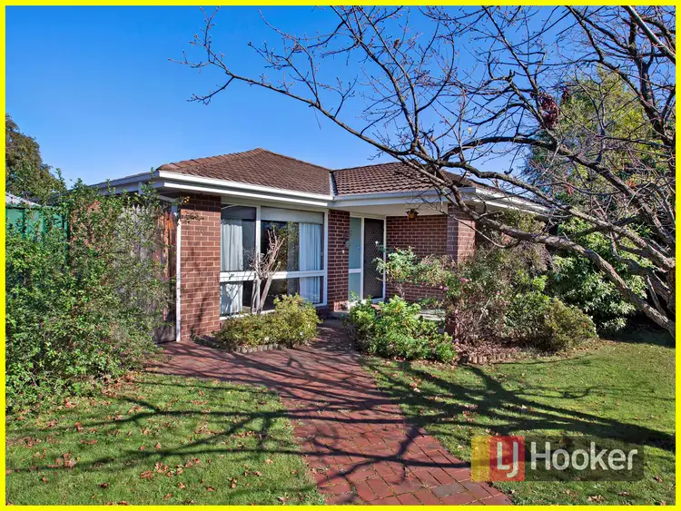 Main view of Homely house listing, 20 Currie Avenue, Endeavour Hills VIC 3802