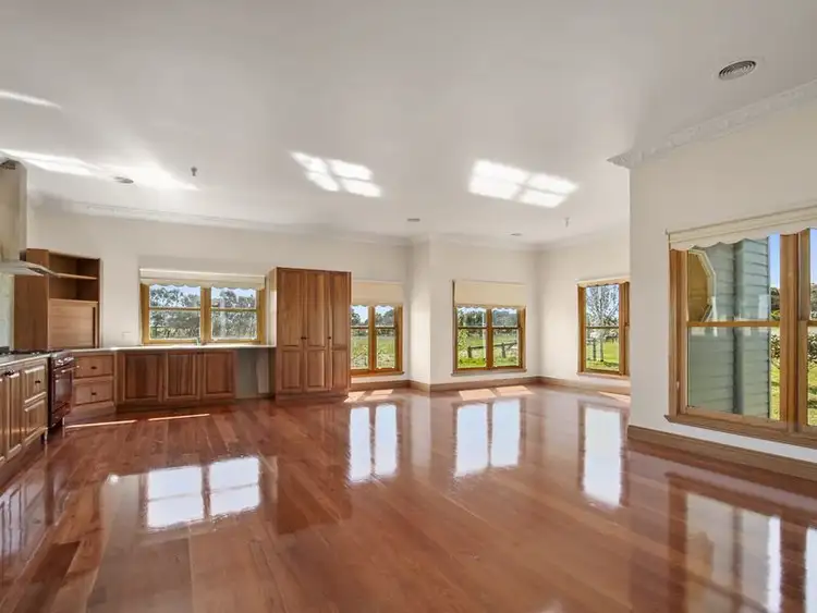 Second view of Homely house listing, 2B Finegan Court, Sale VIC 3850