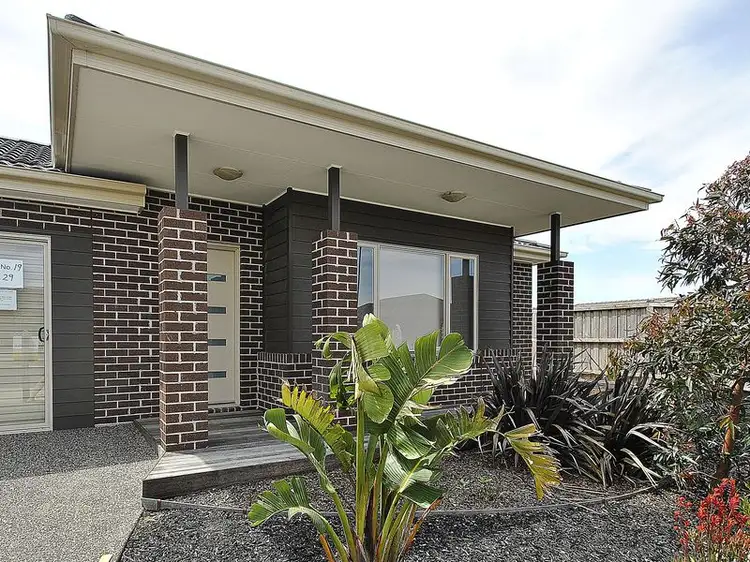 19 Mandalay Circuit, Beveridge VIC 3753