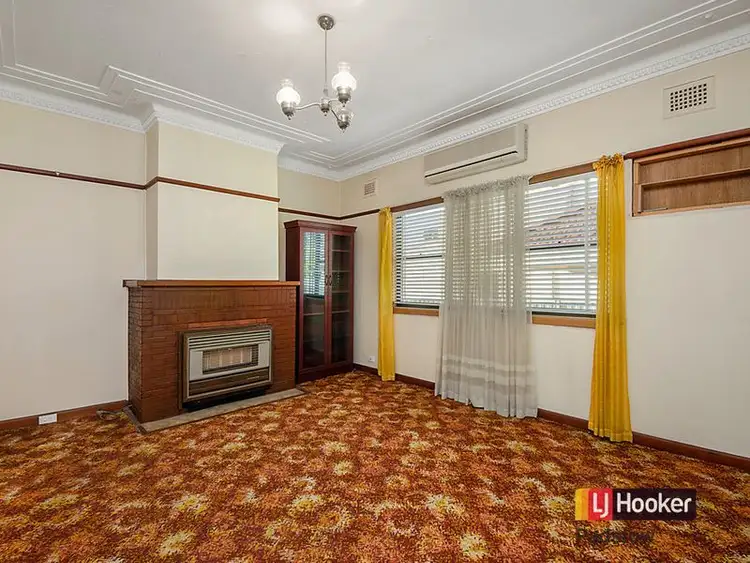 Third view of Homely house listing, 8 Gloucester Avenue, Padstow NSW 2211