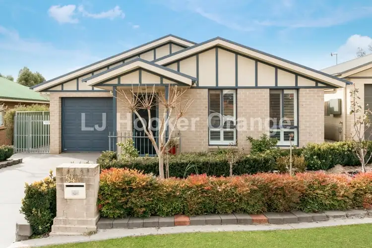 54A Northstoke Way, Orange NSW 2800