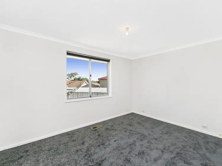 Sixth view of Homely house listing, 8 Laura Place, Queanbeyan NSW 2620