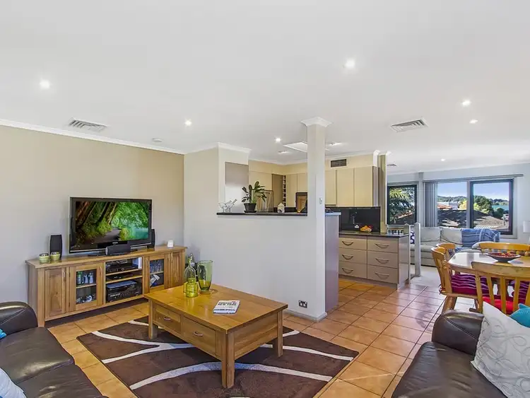 Fifth view of Homely house listing, 2 Ferguson Close, West Gosford NSW 2250