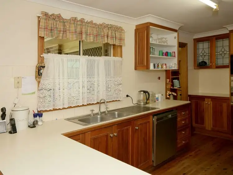 Third view of Homely house listing, 5 Patey Close, Wagga Wagga NSW 2650