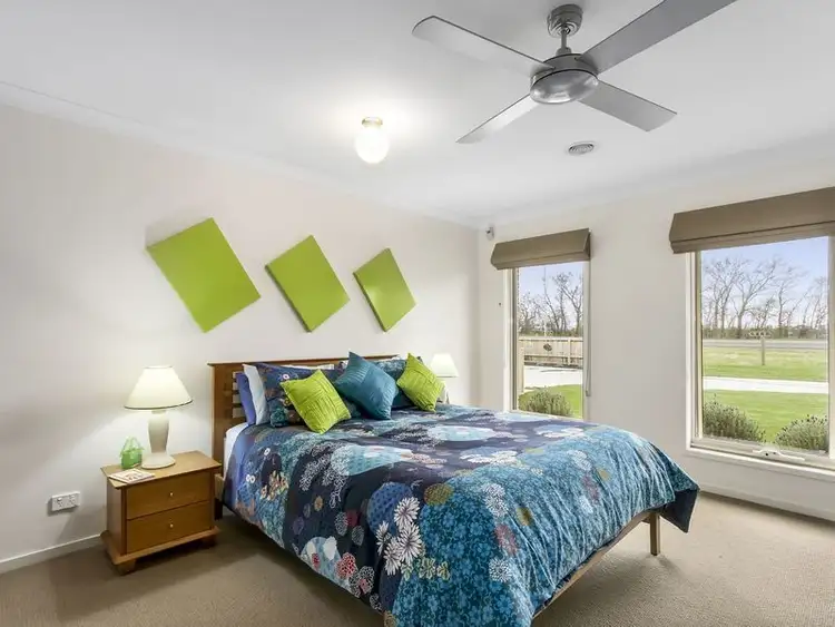 Fifth view of Homely house listing, 5 Peppercorn Close, Sale VIC 3850