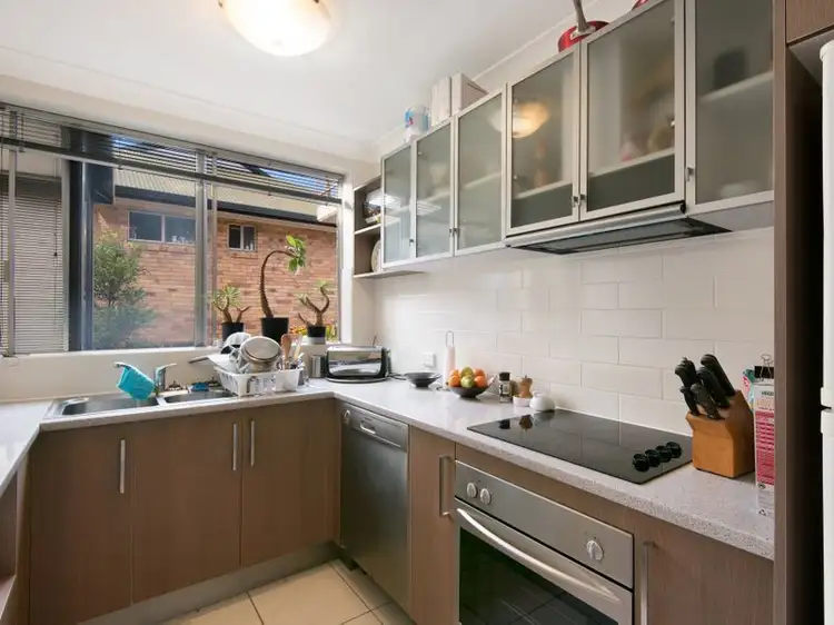 Main view of Homely unit listing, 2/40 Rosemount Terrace, Windsor QLD 4030