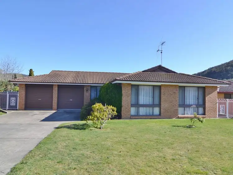 3 Chivers Close, Lithgow NSW 2790