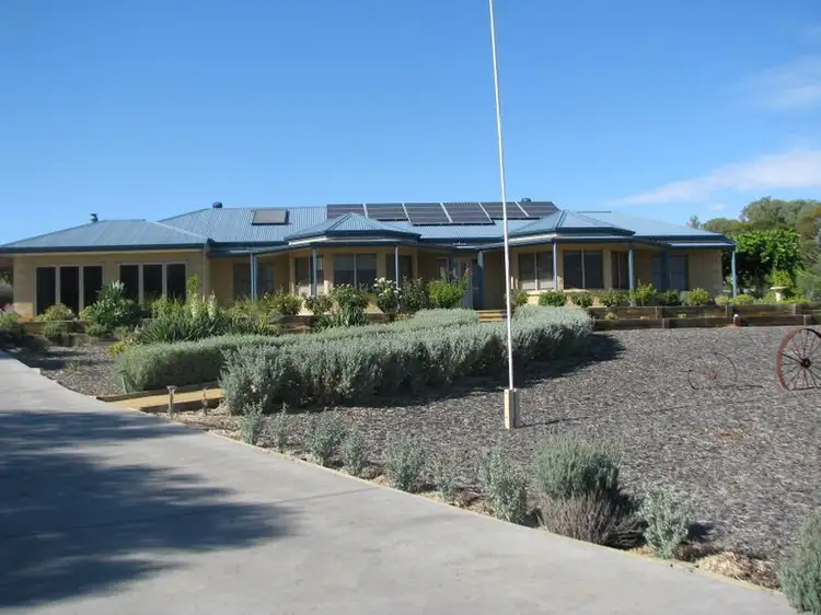 6 Katarapko Drive, Loxton SA 5333