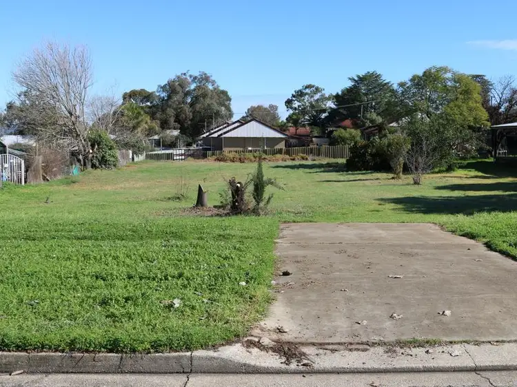 92 Redfern Street, Cowra NSW 2794