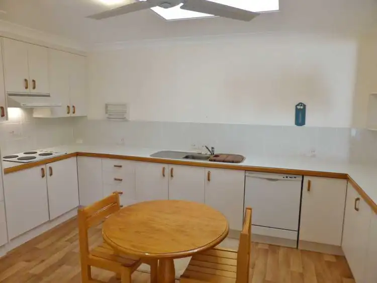 Sixth view of Homely villa listing, 2/21 Lachlan Avenue, Tuncurry NSW 2428