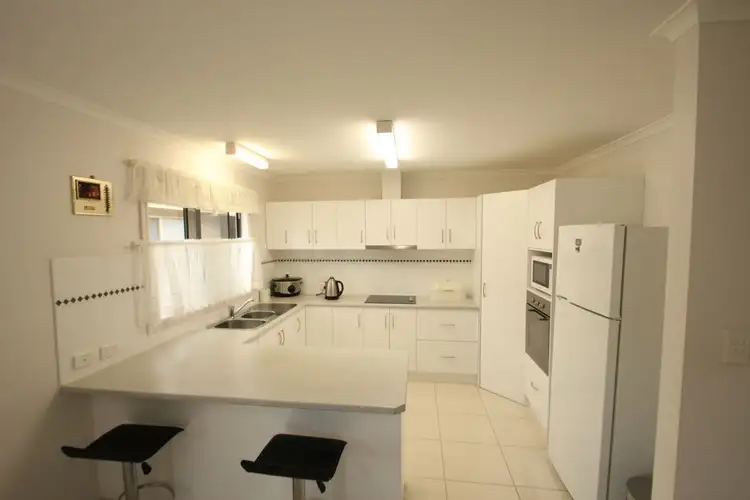 Second view of Homely house listing, 8 Maria Court, Moonta SA 5558