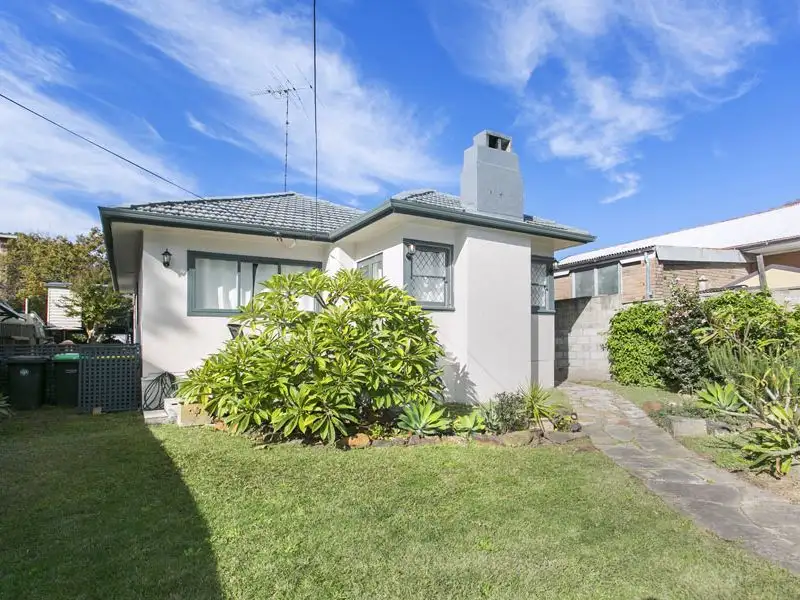 Main view of Homely house listing, 118 Linden Street, Sutherland NSW 2232