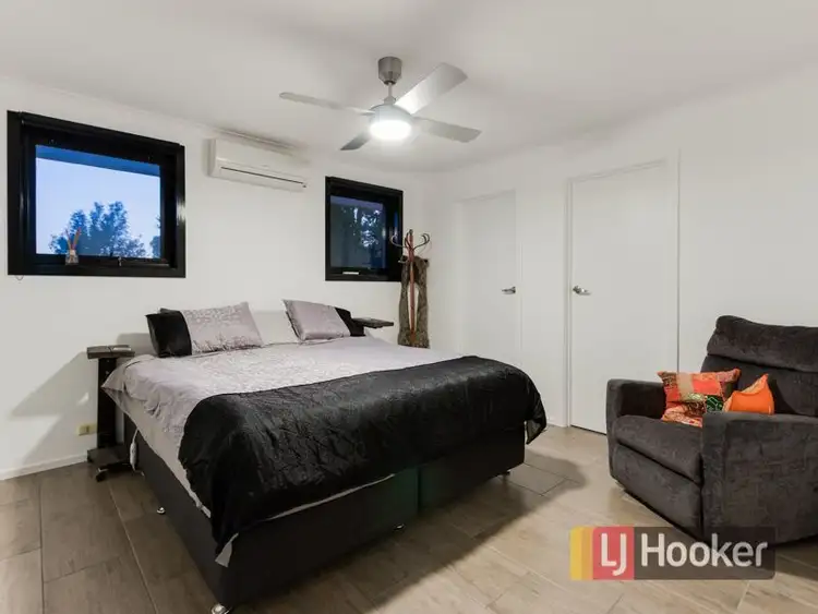 Fifth view of Homely house listing, 4 Barker Court, Endeavour Hills VIC 3802