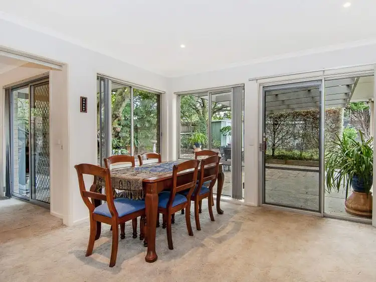 Sixth view of Homely house listing, 4 Earls Court, Mulgrave VIC 3170