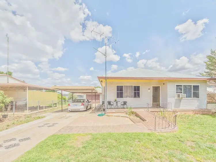 14 Kibbler Street, Cowra NSW 2794