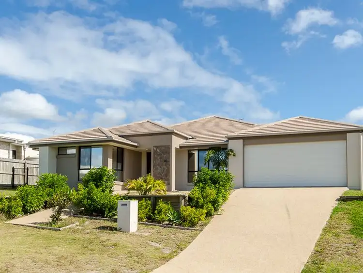 24 Daintree Boulevard, New Auckland QLD 4680