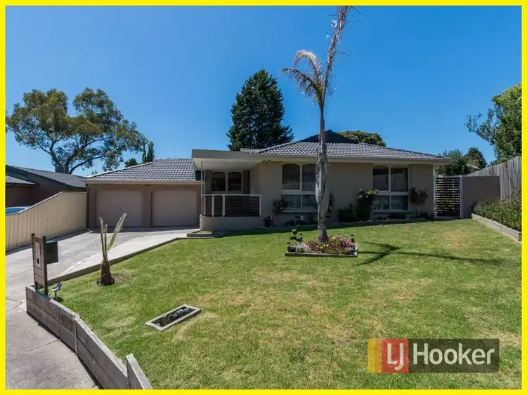 4 Chester Court, Endeavour Hills VIC 3802