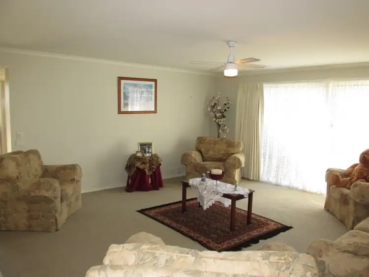 Fifth view of Homely house listing, 3 Georgia Court, Bairnsdale VIC 3875