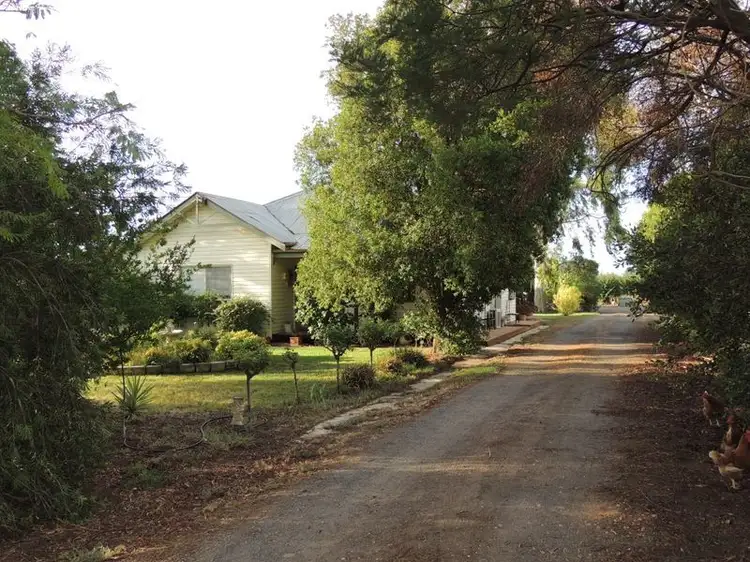 370 Chillingollah Road, Woorinen VIC 3589