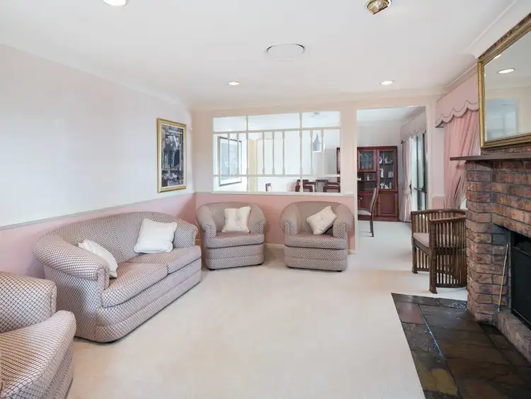 Fifth view of Homely house listing, 1 Stratford Court, Birkdale QLD 4159