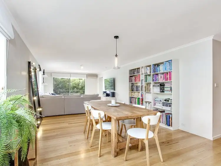 Second view of Homely unit listing, 2/9-15 Oxley Street, Griffith ACT 2603