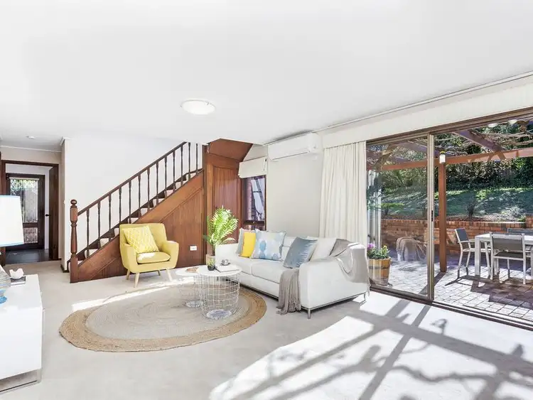 Second view of Homely house listing, 31 Fitzhardinge Crescent, Evatt ACT 2617